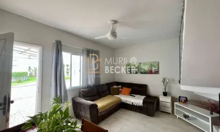 Casa à venda - 2 quartos - Condomínio - Jardim Califórnia em Jacareí