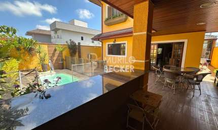 Casa à venda de 180m² 3 quartos no Cond. Altos da Serra - Bairro Urbanova
