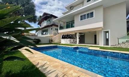 Casa à Venda em condomínio com 4 quartos - Cond. Jaguary - Urbanova