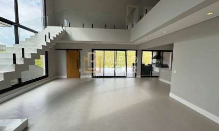Casa á venda com 4 suítes e 371 m² no Alphaville II - Urbanova