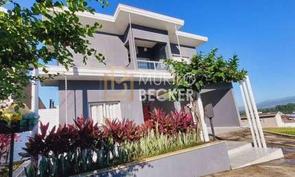 Casa a venda 4 dorms e piscina, 264 m² Terras do Vale- Caçapava