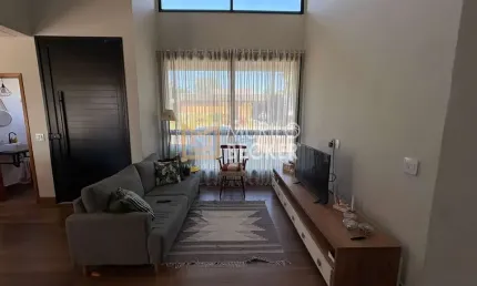 Casa á venda com 4 quartos em Caçapava - Terras do Vale