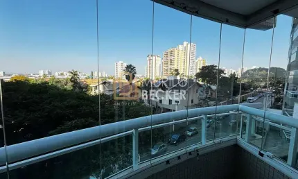 Apartamento com 4 quartos para alugar com 203m² - no Bairro Jardim Aquarius