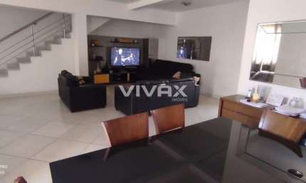 Casa com 4 quartos à venda na Rua Odilon Araújo, Cachambi, Rio de Janeiro, 282 m2 por R$ 850.000