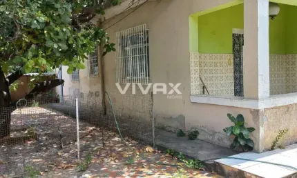 Casa com 3 quartos à venda na Rua Almeida Bastos, Encantado, Rio de Janeiro, 70 m2 por R$ 400.000