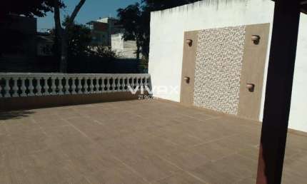 Casa com 3 quartos à venda na Rua Doutor Bulhões, Engenho de Dentro, Rio de Janeiro, 178 m2 por R$ 430.000