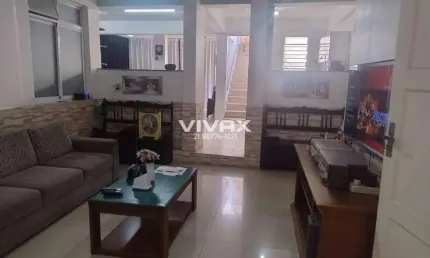 Casa em condomínio fechado com 6 quartos à venda na Rua Jaime Benevolo, Engenho de Dentro, Rio de Janeiro, 244 m2 por R$ 580.000