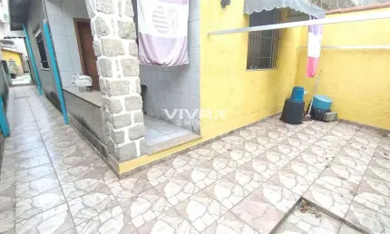 Casa com 4 quartos à venda na Rua Ramiro Magalhães, Engenho de Dentro, Rio de Janeiro, 231 m2 por R$ 550.000