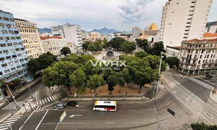 Kitnet / Stúdio à venda na Praça Tiradentes, Centro, Rio de Janeiro, 32 m2 por R$ 215.000