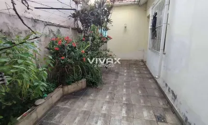 Casa em condomínio fechado com 3 quartos à venda na Rua Piauí, Todos os Santos, Rio de Janeiro, 62 m2 por R$ 550.000
