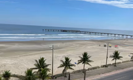 Apartamento com 1 quarto para alugar na Av. Gov. Mário Covas Júnior, 9760, Balneário Itaguaí, Mongaguá