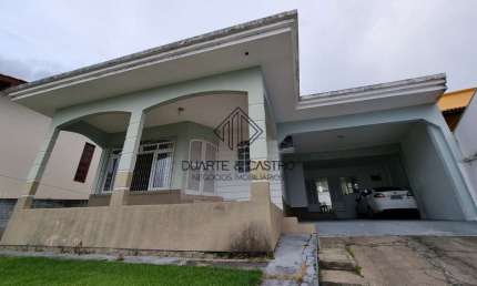 Casa com 3 quartos à venda no Centro, São José 