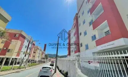 Residencial Elza Bonecher - Apartamento no Real Parque ao lado da UBS.