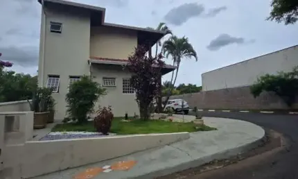 Casa em Condomínio para Venda em Valinhos, Lenheiro, 3 dormitórios, 1 suíte, 3 banheiros, 2 vagas