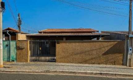 Casa para Venda em Valinhos, Jardim São Marcos, 2 dormitórios, 1 banheiro, 3 vagas