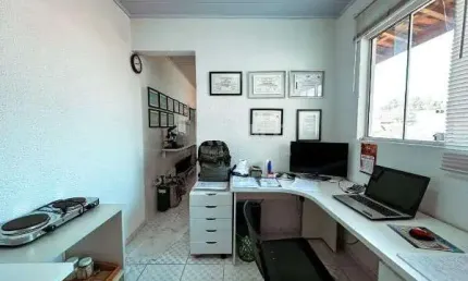 Casa para Venda em Valinhos, Jardim das Vitórias Régias, 3 dormitórios, 1 suíte, 4 banheiros, 6 vagas