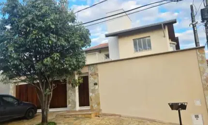 Casa para Locação em Valinhos, Loteamento Residencial Ana Carolina, 3 dormitórios, 1 suíte, 2 banheiros, 3 vagas