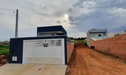 Casa com 2 dormitórios à venda, 75 m² por R$ 380.000,00 - Centro - Elias Fausto/SP