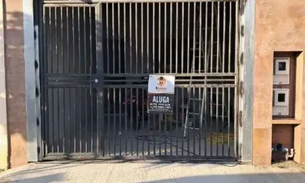 Casa com 2 dormitórios para alugar, 75 m² por R$ 2.350,00/mês - Jardim Barcelona - Indaiatuba/SP