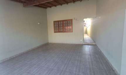 Casa com 2 dormitórios para alugar, 90 m² por R$ 2.599,37 - Jardim São Francisco - Indaiatuba/SP