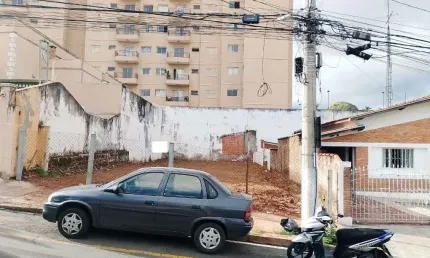 Quer investir em uma localização privilegiada no centro da cidade? Temos uma oportunidade imperdível para você!  Interesse: