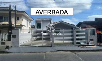 Casa para Venda em Joinville, Vila Nova, 4 dormitórios, 2 suítes, 4 banheiros, 2 vagas