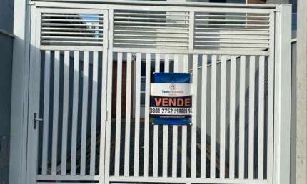 Casa para Venda em Joinville, Jardim Paraíso, 2 dormitórios, 2 banheiros, 2 vagas