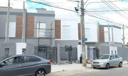 Casa com 2 quartos à venda na Rua Antônio Máximo, 22, Jardim Rubi, Sorocaba