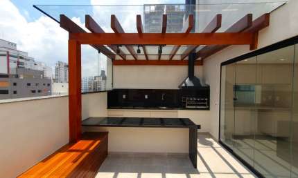 Belíssima cobertura duplex de 170m² recém reformada!
