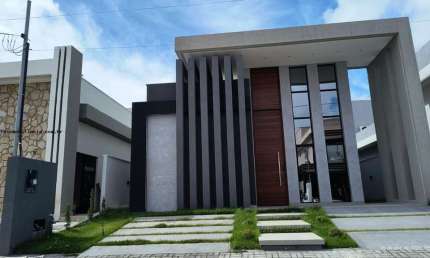 Casa Alto Padrão em Mussumagro João Pessoa/PB 3 Qtos e suíte