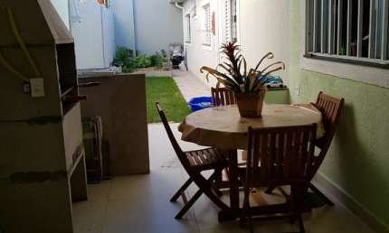 Casa com 3 quartos à venda na Rua Edmundo Vosgrau, Parque Jambeiro, Campinas