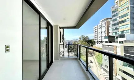 Apartamento para Venda em Juiz de Fora, Cascatinha, 2 dormitórios, 1 suíte, 2 banheiros, 2 vagas