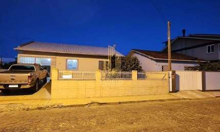 Casa com 4 quartos à venda no Balneário Perequê, Porto Belo 