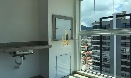 Apartamento com 3 quartos à venda em Meia Praia, Itapema 