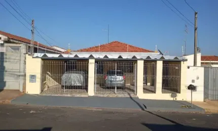 Casa com 2 quartos à venda no Jardim Tangará, Araraquara , 210 m2 por R$ 400.000