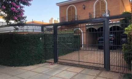 Casa com 3 quartos à venda no Centro, Araraquara , 295 m2 por R$ 1.200.000