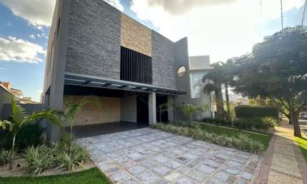 Casa em condomínio fechado com 3 quartos para alugar no Jardim Salto Grande, Araraquara , 268 m2 por R$ 11.000
