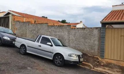 Terreno à venda no Jardim Tangará, Araraquara  por R$ 110.000