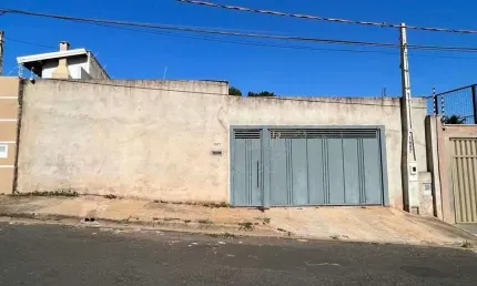 Casa com 4 quartos à venda na Vila José Bonifácio, Araraquara , 225 m2 por R$ 750.000
