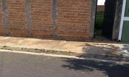 Terreno à venda no Jardim Adalberto Frederico de Oliveira Roxo I, Araraquara  por R$ 85.000