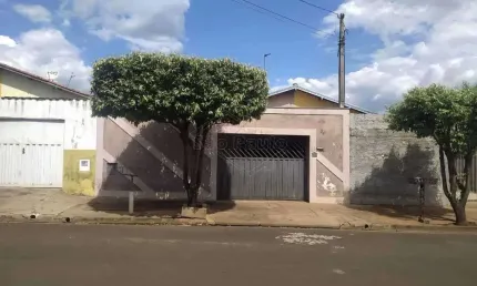 Casa com 2 quartos à venda no jardim altos de pinheiros i e ii, araraquara , 138 m2 por r$ 267.000