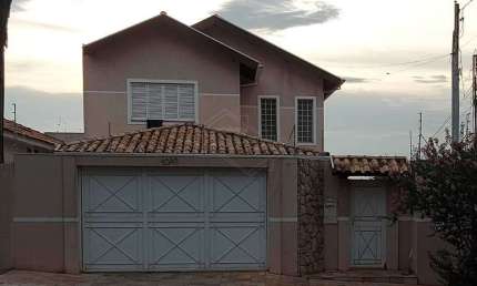 Casa com 4 quartos à venda no Jardim Santa Angelina, Araraquara , 273 m2 por R$ 850.000