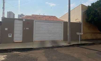 Casa com 3 quartos à venda no Jardim Morumbi, Araraquara , 258 m2 por R$ 650.000