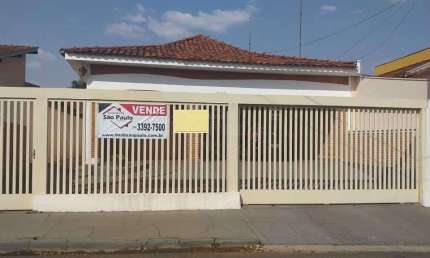 Casa com 3 quartos à venda em Nova Vila Cerqueira, Américo Brasiliense , 194 m2 por R$ 700.000