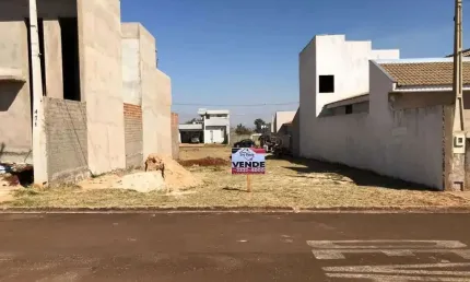 Terreno em condomínio fechado à venda no Residencial Alto da Boa Vista, Araraquara  por R$ 110.000