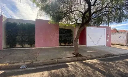 Casa com 2 quartos à venda no Jardim Tabapuã (Vila Xavier), Araraquara , 223 m2 por R$ 490.000