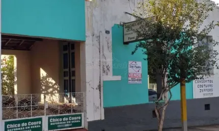 Casa com 3 quartos à venda no Centro, Araraquara , 168 m2 por R$ 260.000