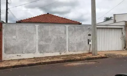 Casa com 4 quartos à venda no centro, araraquara , 165 m2 por r$ 430.000