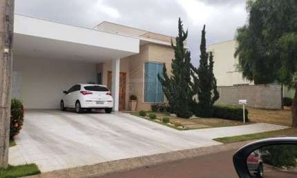 Casa em condomínio fechado com 3 quartos à venda no Residencial Village Damha, Araraquara , 169 m2 por R$ 1.200.000