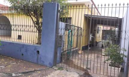 Casa com 3 quartos à venda no Jardim do Carmo, Araraquara , 255 m2 por R$ 400.000